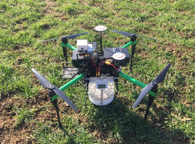 agro survey-science in agricolture-droni per agricoltura di precisione-elicottero-drone