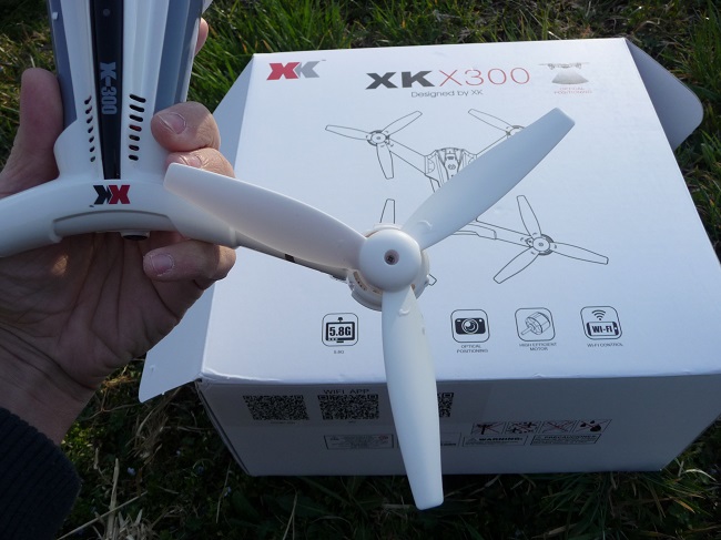 eliche XK X300 -Drone con Optical Flow-Camera HD-FPV-contenuto della confezione