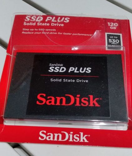Recensione SanDisk Plus SSD Unità a Stato Solido