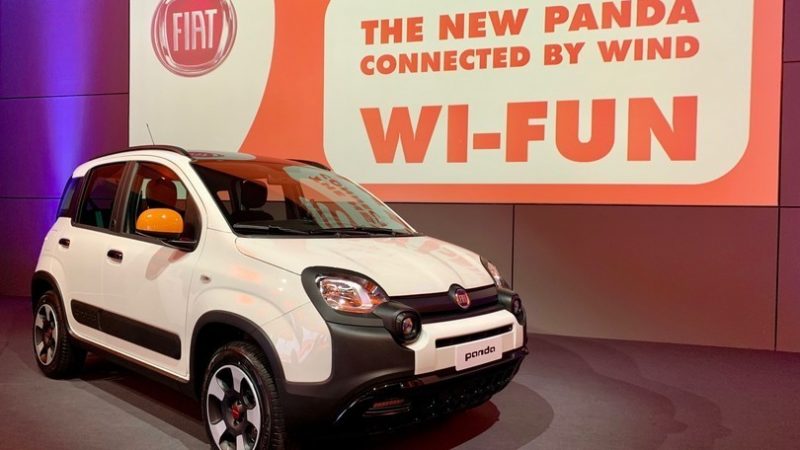 fiat panda connected by wind 1
