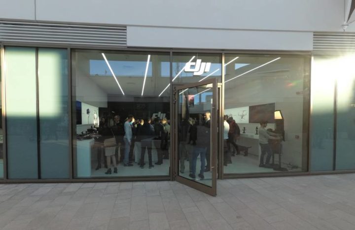 Store Dji Milano city life