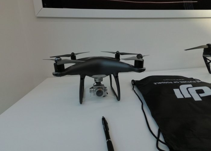 dji store milano inaugurazione city life-dji negozio milano phantom 4 obsidian