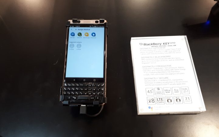 Lo smartphone per i nostalgici del marchio: BlackBerry KeyOne BlackBerry KeyOne