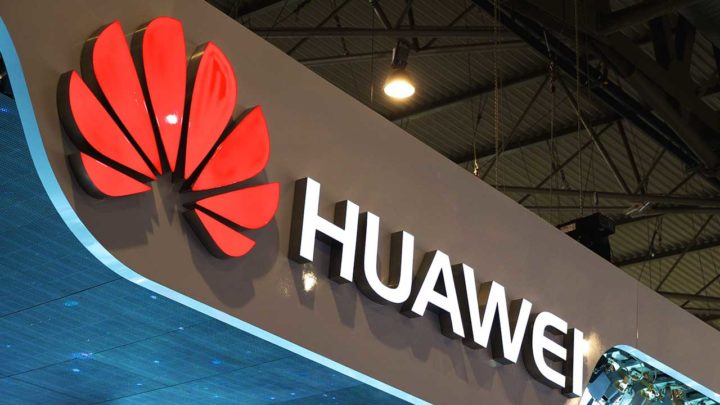 Smartphone pieghevole, ci pensa Huawei? huawei smartphone pieghevole