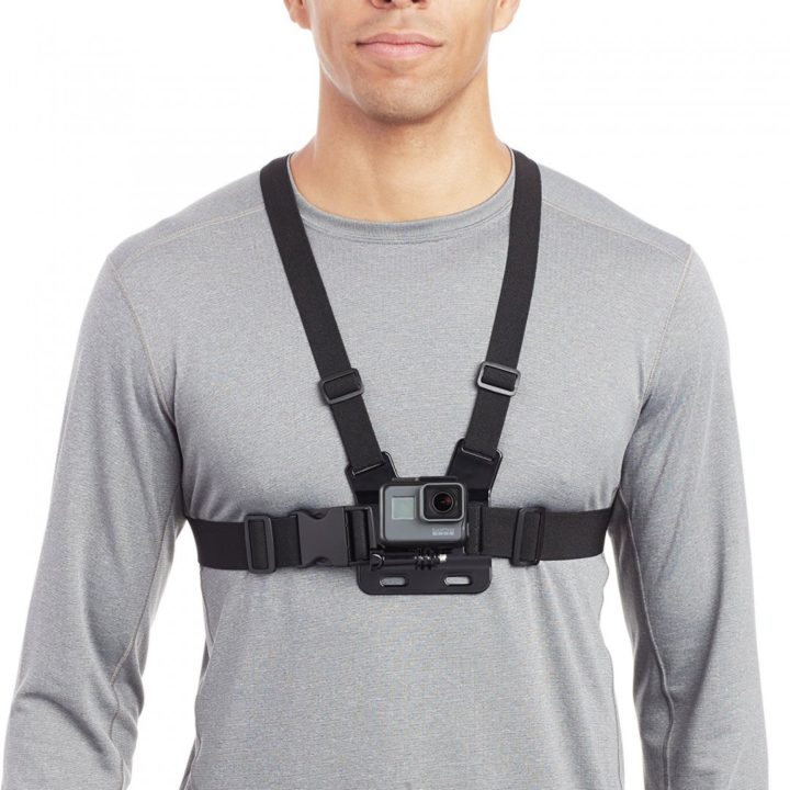 Come attaccare la GoPro al petto Come attaccare la GoPro al petto