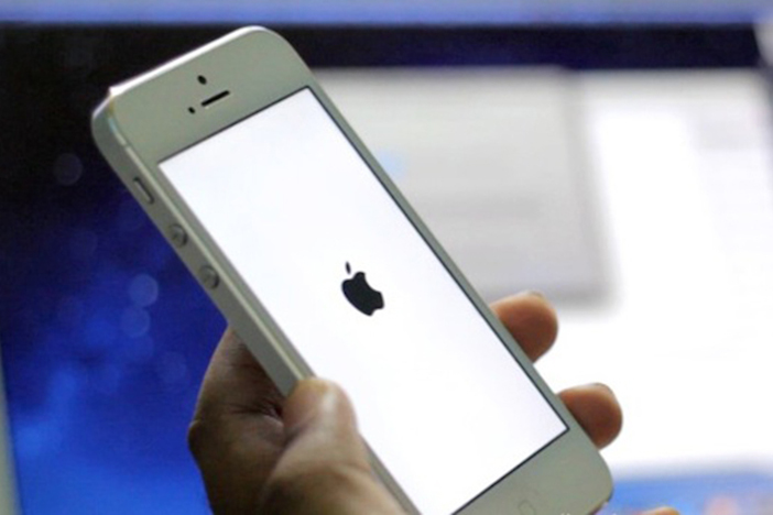 iPhone bloccato: DriveSavers te lo sblocca per 3900 $ iphone bloccato