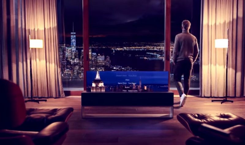 LG Signature Oled TV R-elevisore che si arrotola 2